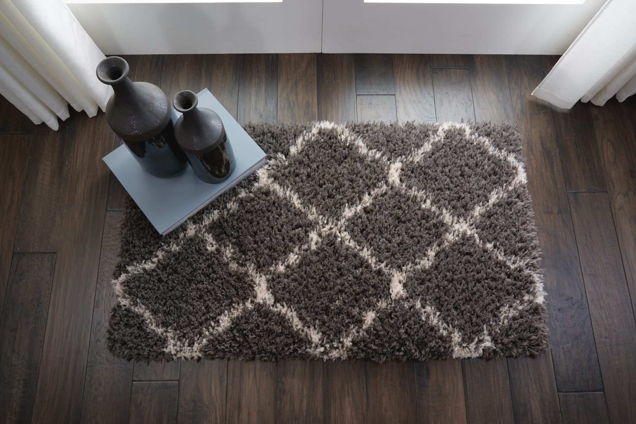 Nourison Luxe Shag LXS02 Charcoal Area Rug