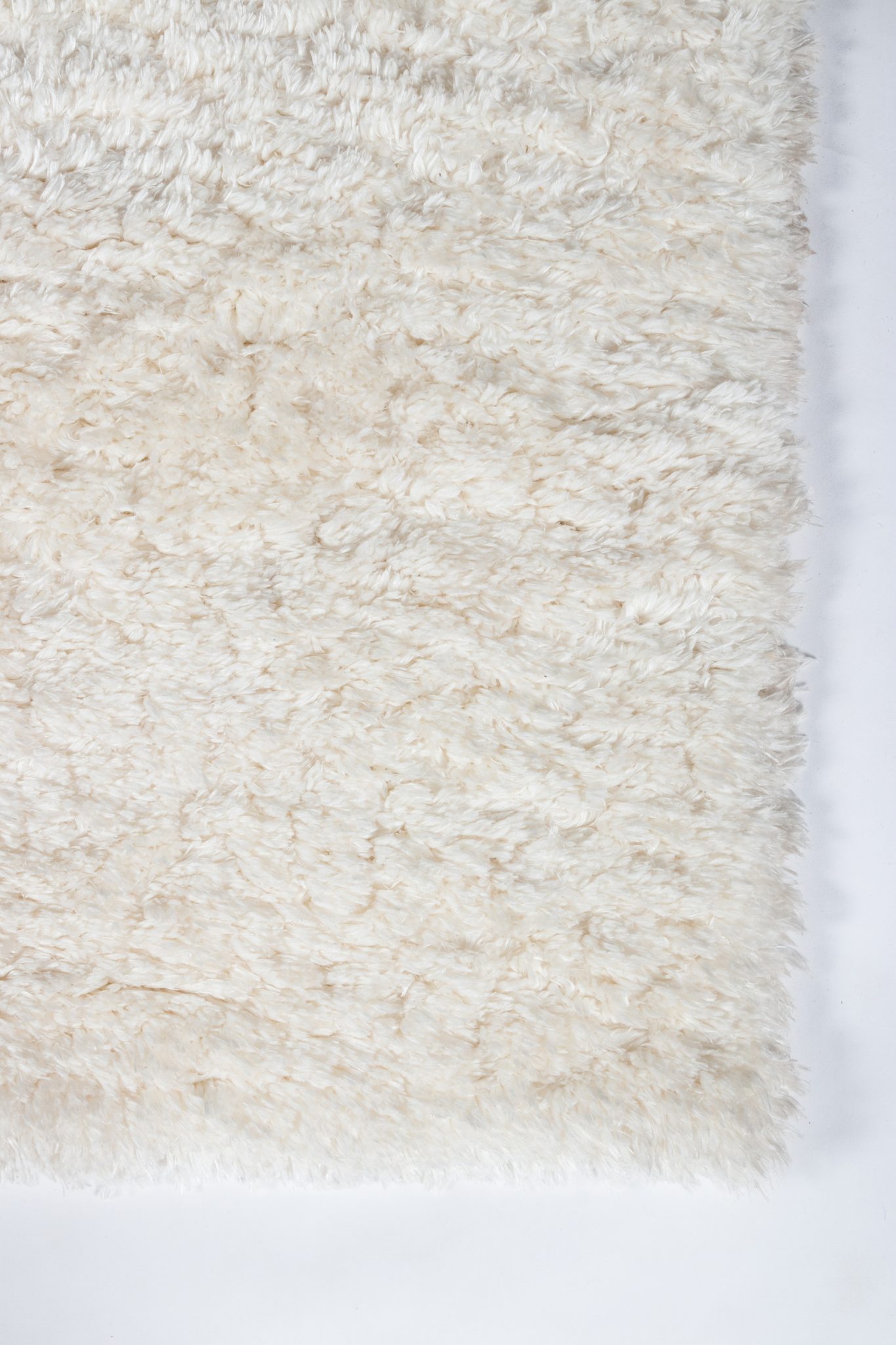 Momeni Nola Shag NS-01 White Area Rug - Image 2