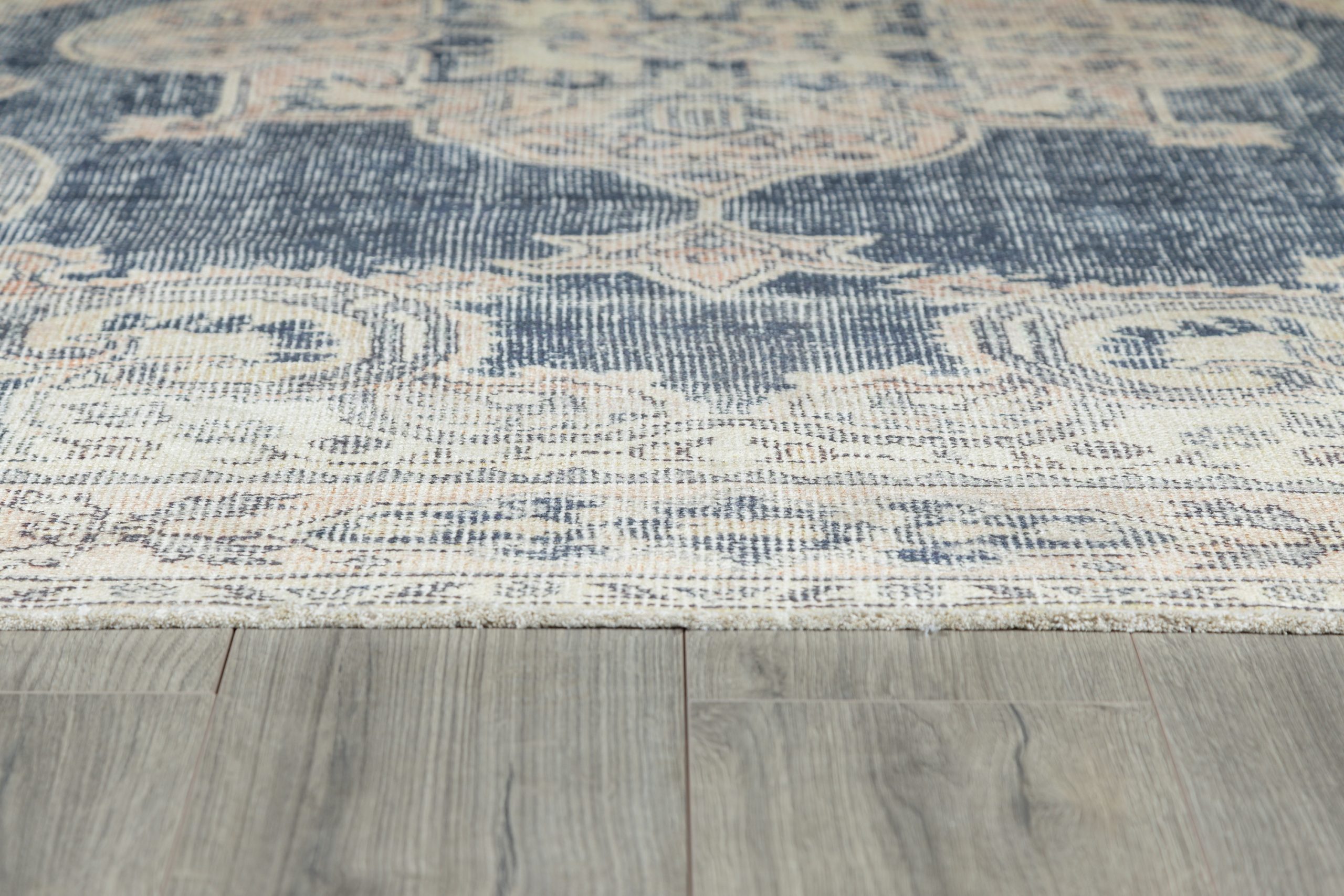Momeni Chandler CHN-6 Navy Area Rug - Image 3