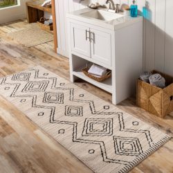 Alternative view of Surya Cozy CZY-2304 Black Area Rug