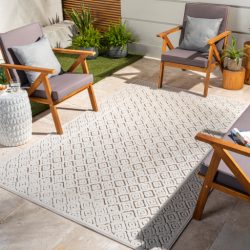 Surya Greenwich GWC-2325 Off-White Area Rug
