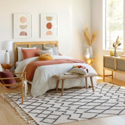 Surya Khemisset KMS-2301 Black Area Rug