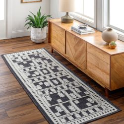 Surya Lyna LYA-2300 Area Rug