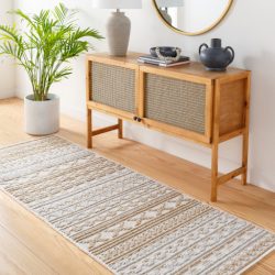 Surya Lyna LYA-2307 Area Rug