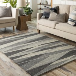 Surya Madelyn MYN-2308 Grey Area Rug