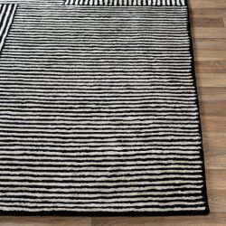 Alternative view of Surya Quartz QTZ-5037 Black Area Rug