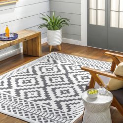 Alternative view of Surya San Diego SFG-2301 Area Rug
