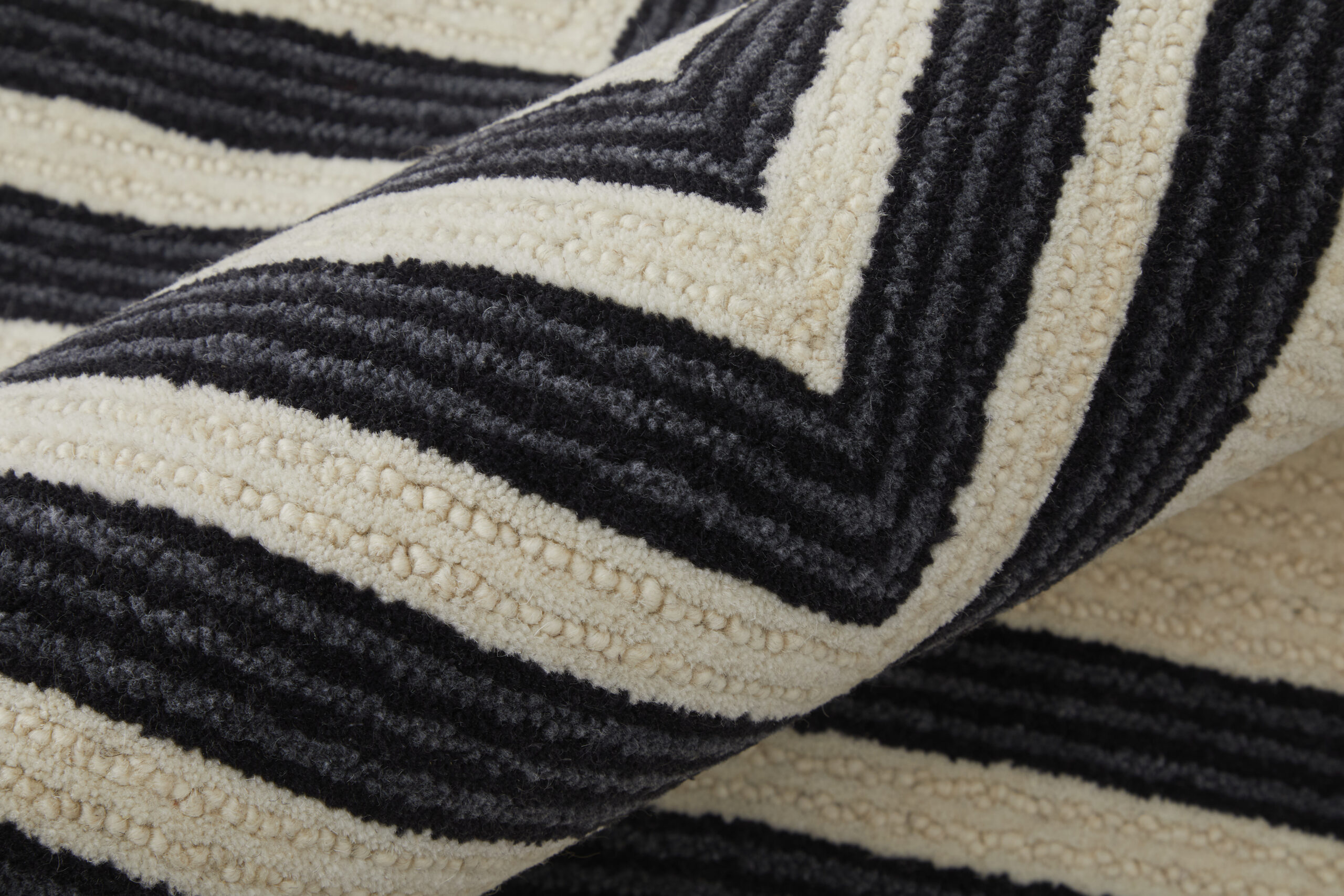 Feizy Maguire Transitional Abstract 8900F Gray/Ivory/Black Area Rug - Image 4