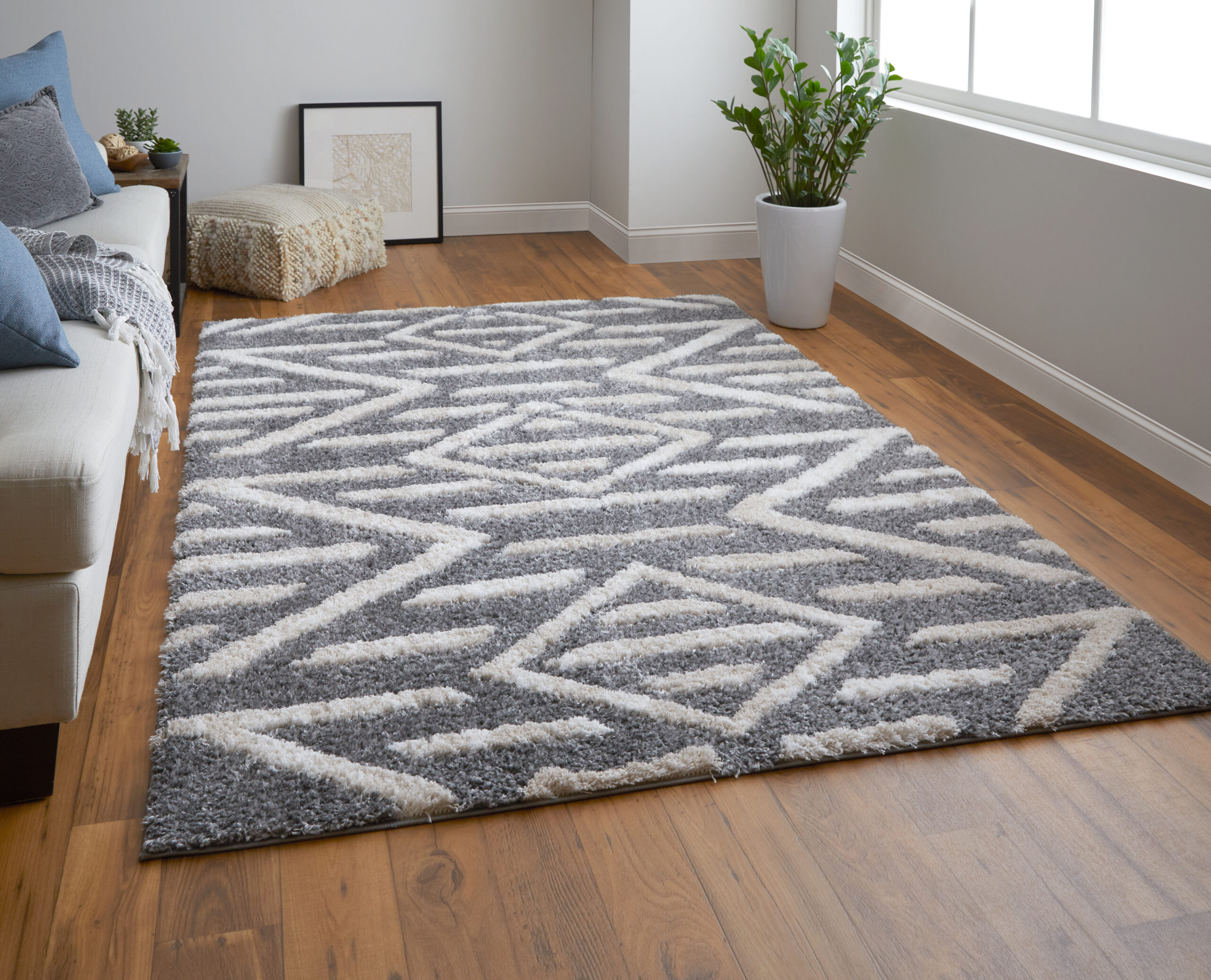 Feizy Mynka Transitional Diamond 39IBF Gray/Ivory Area Rug - Image 6
