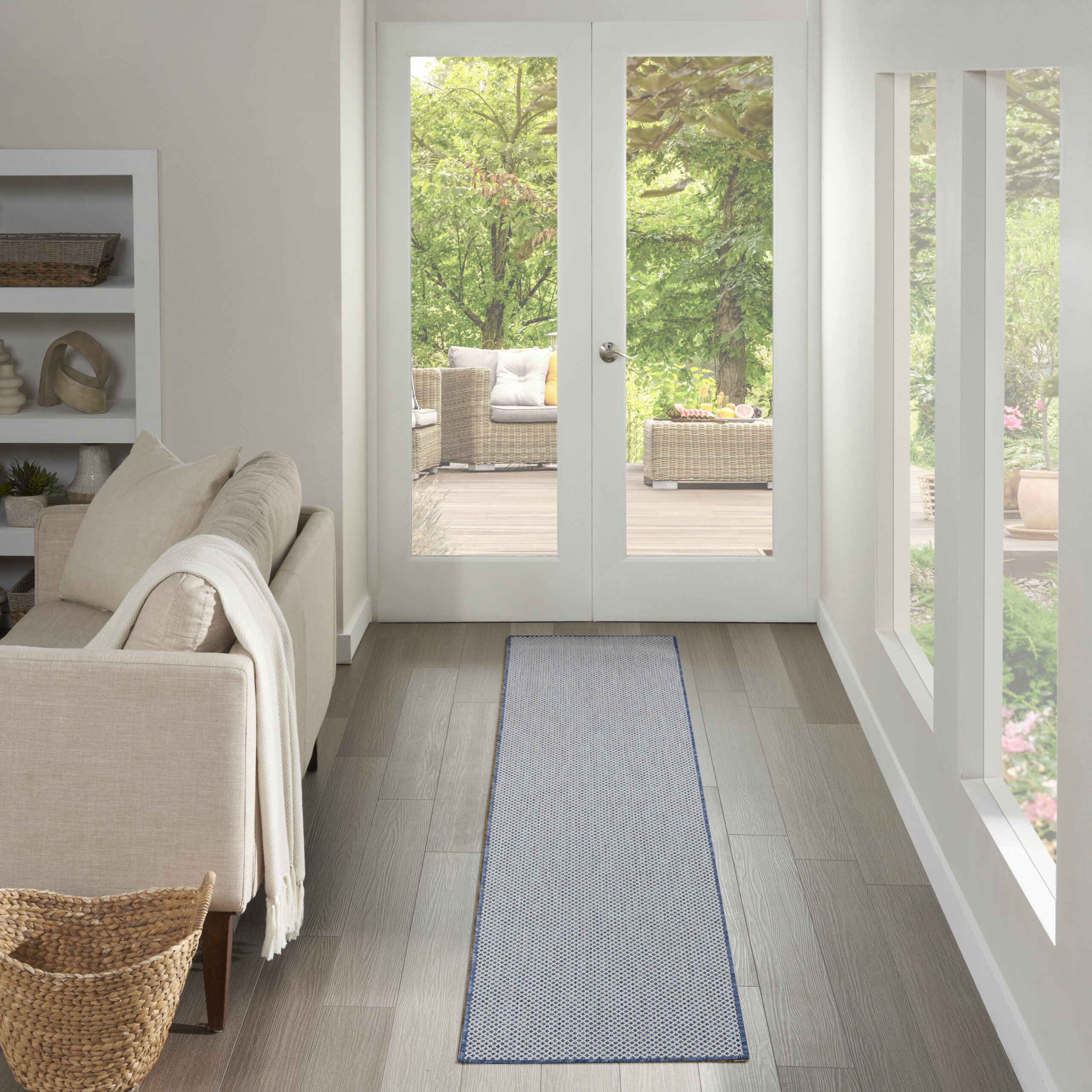 Nourison Courtyard COU01 Ivory Blue Area Rug - Image 5