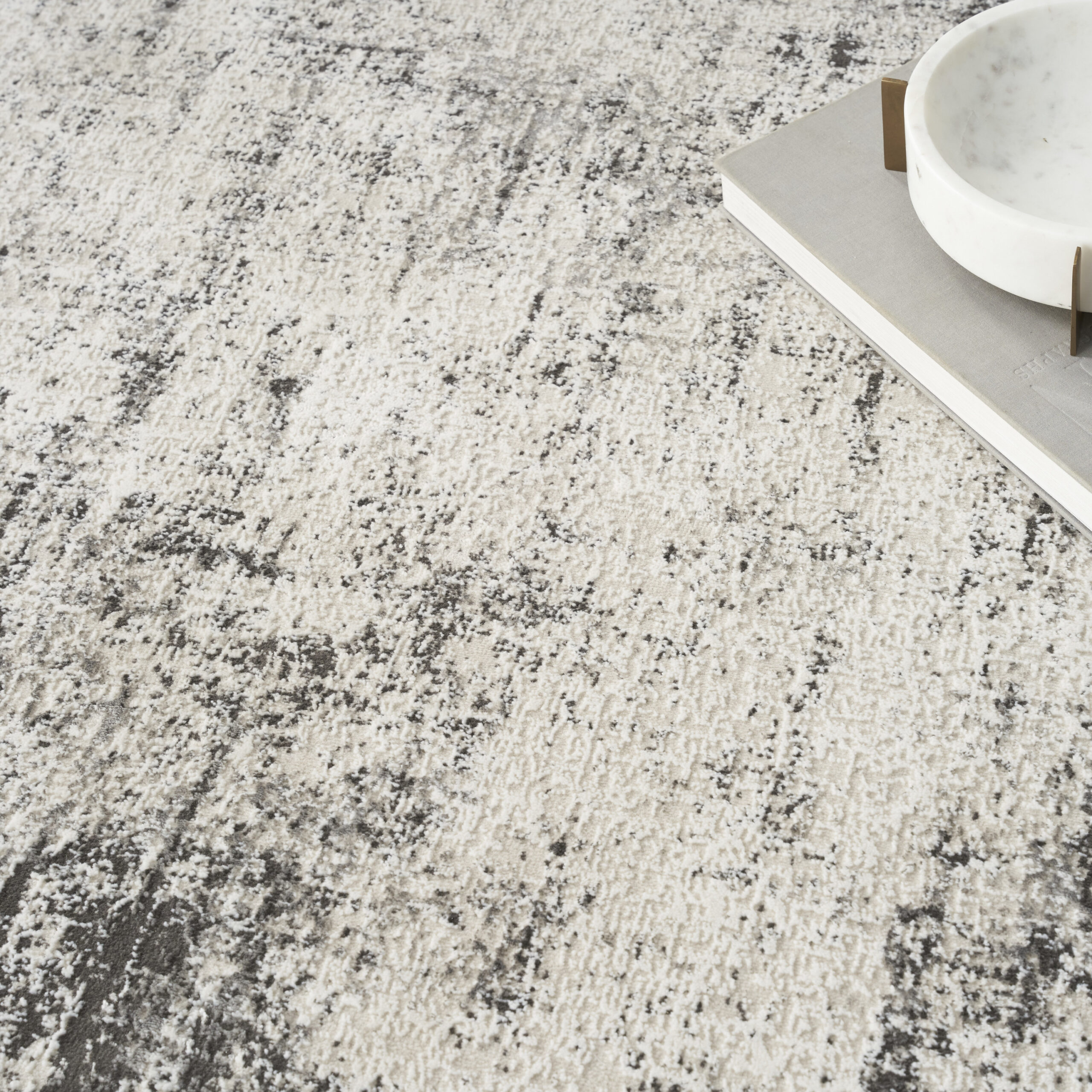 Nourison Desire DSR05 Grey Ivory Area Rug - Image 6