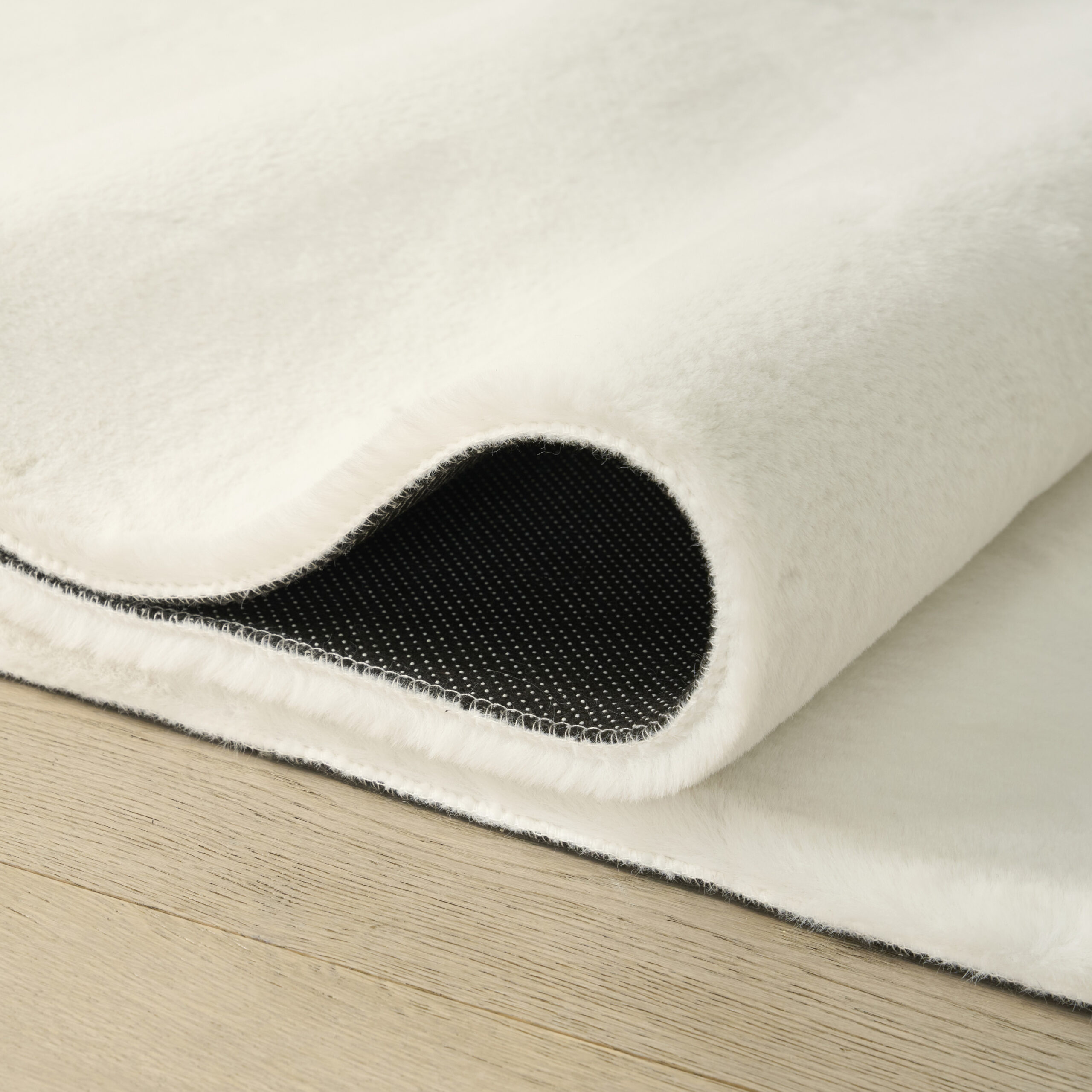 Nourison Soft Plush Rabbit Fur SFF01 White Area Rug - Image 3