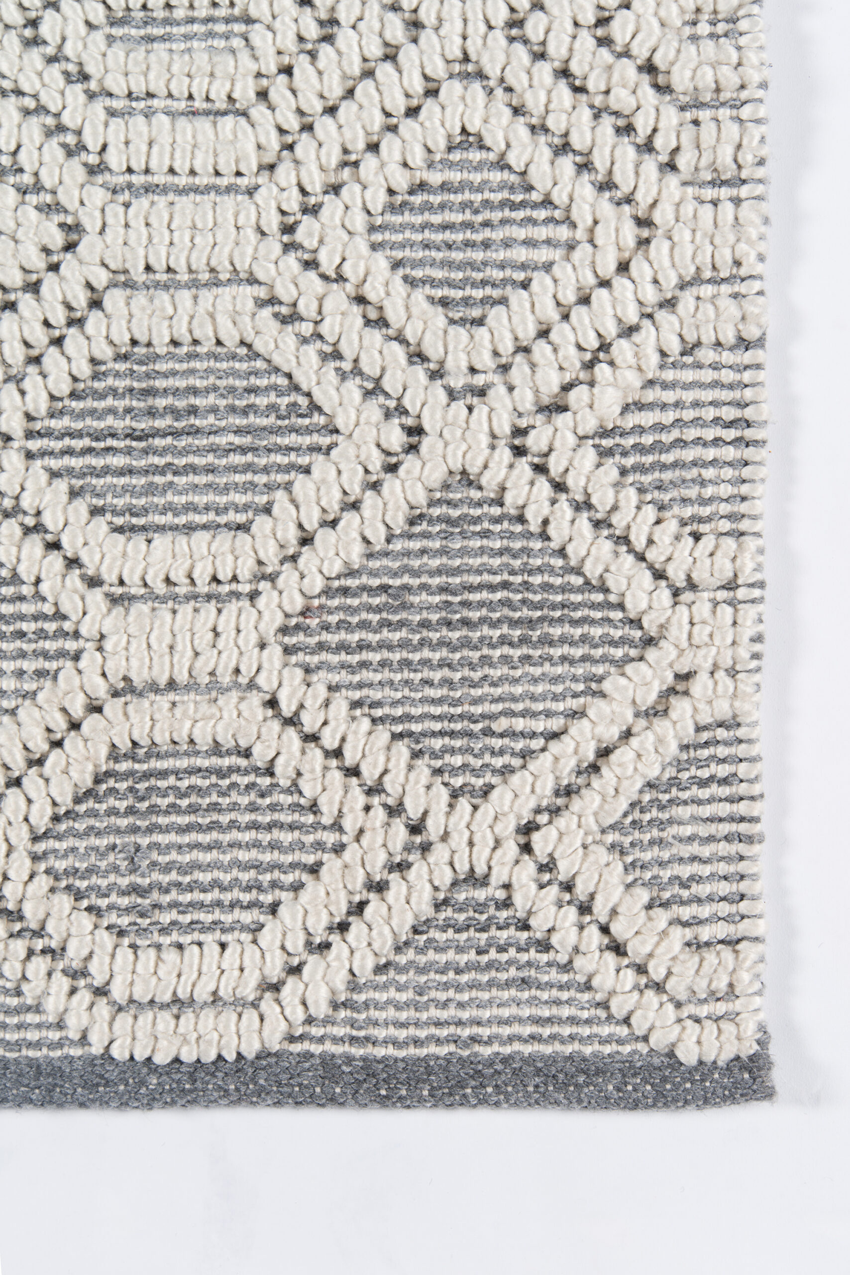 Momeni Hermosa HRM-1 Grey Area Rug - Image 3