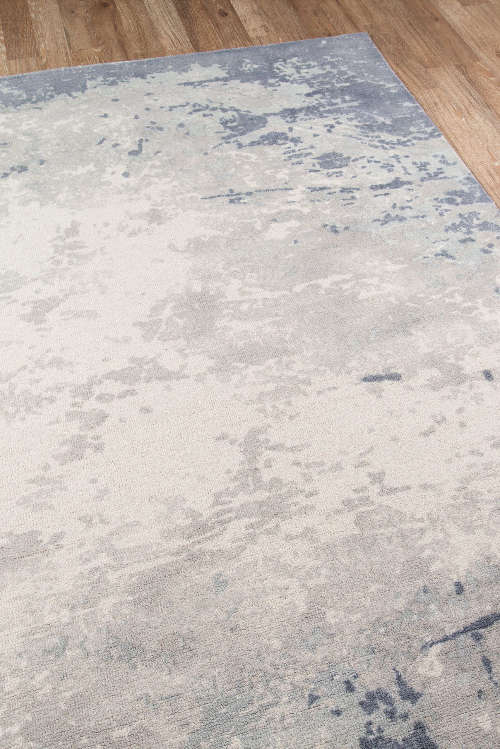 Momeni Illusions IL-03 Blue Area Rug - Image 2