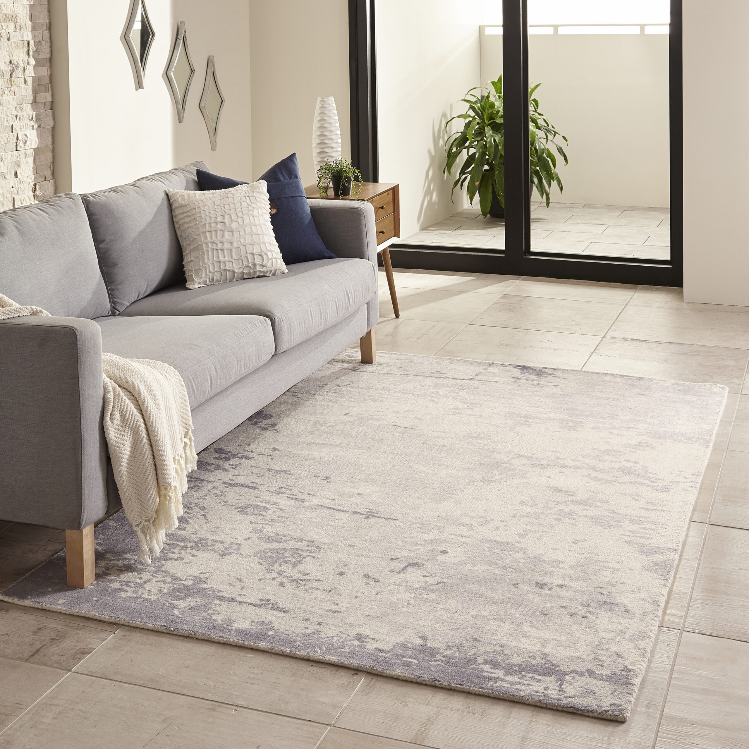 Momeni Illusions IL-03 Blue Area Rug - Image 6