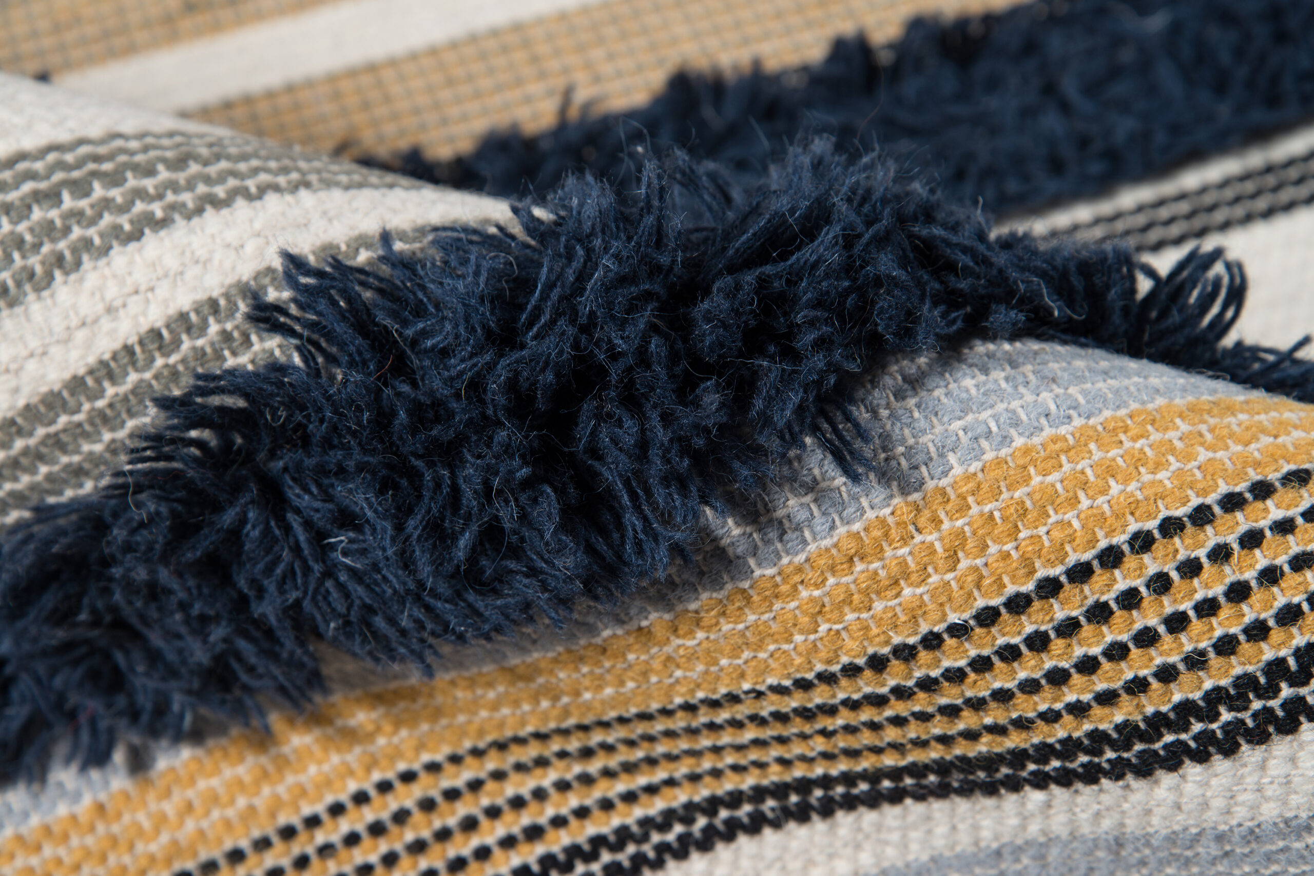 Novogratz Indio IND-6 Navy Area Rug - Image 4