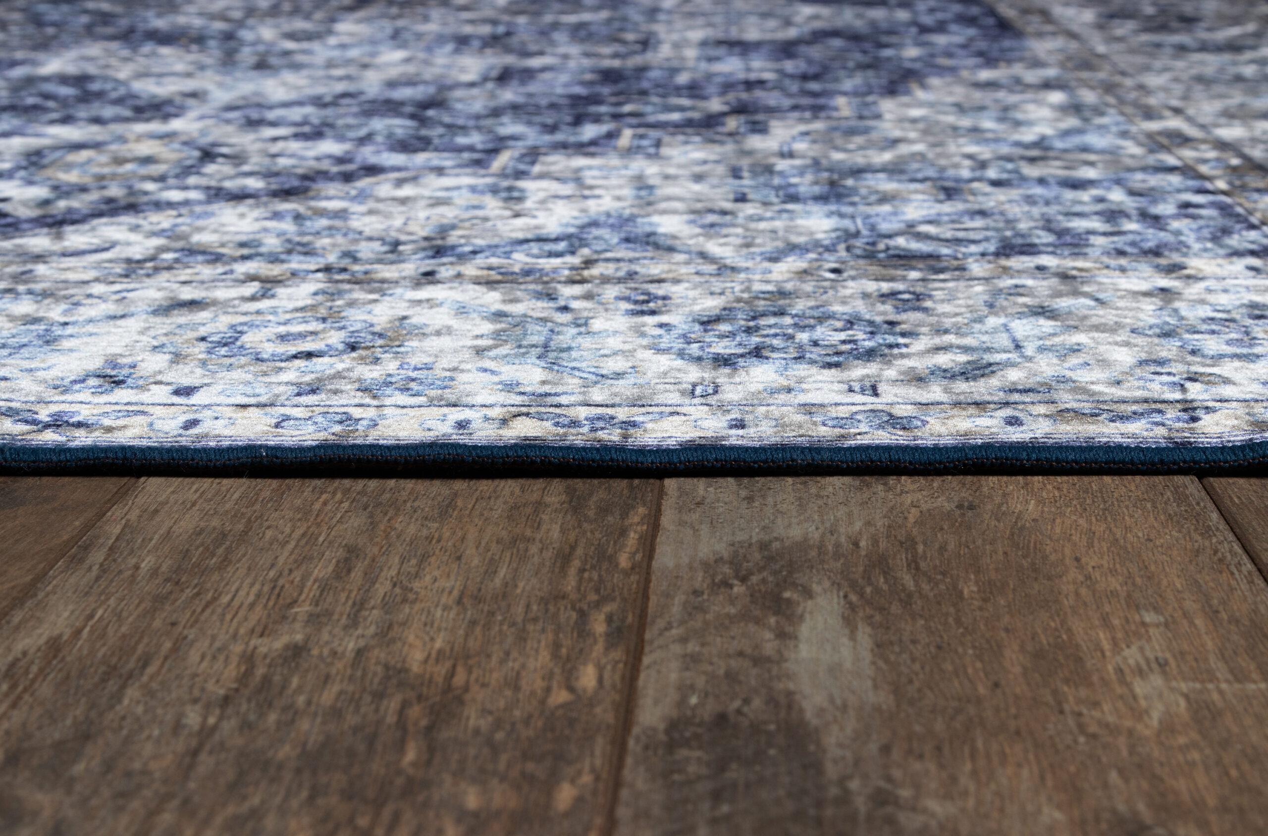 Momeni Karachi KAR-8 Blue Area Rug - Image 3
