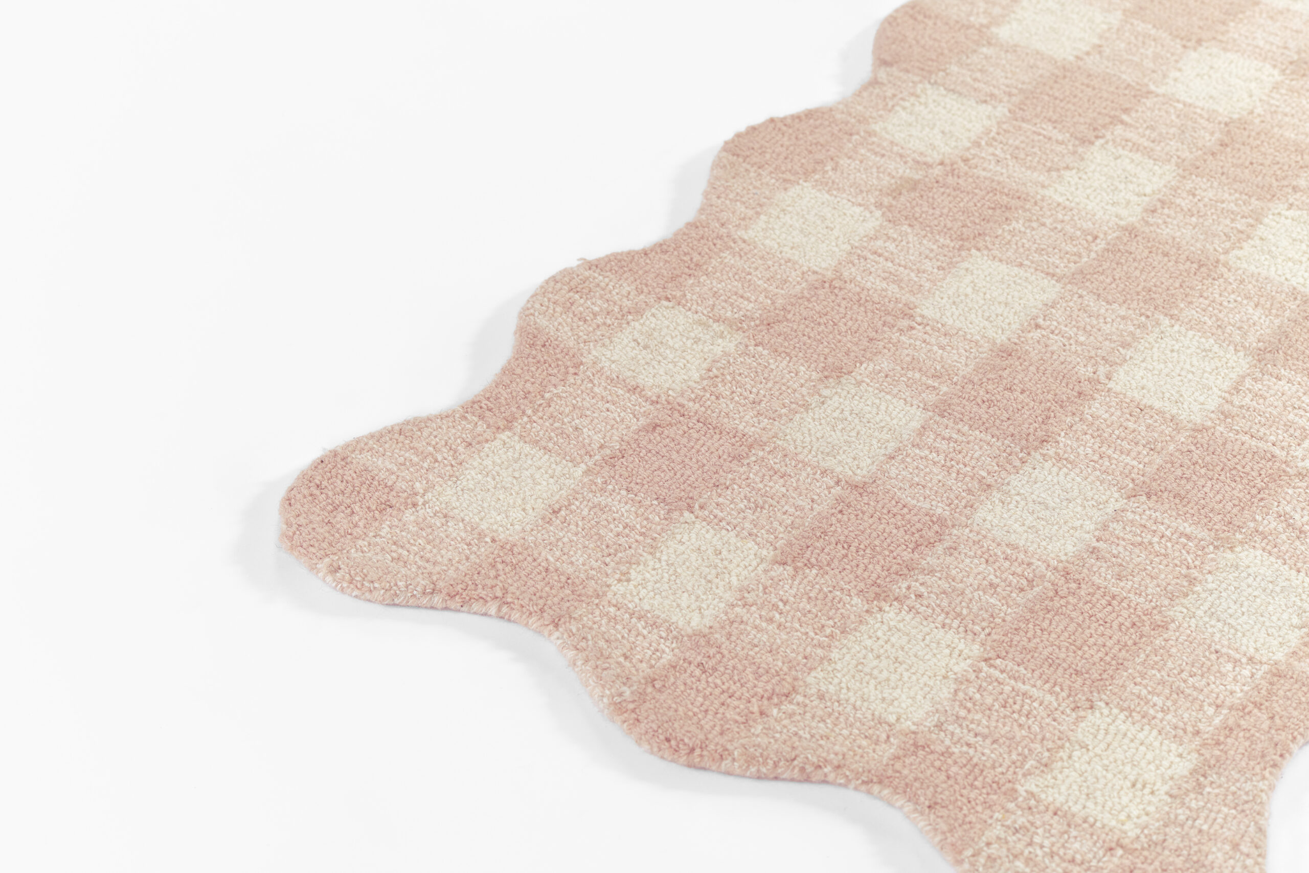 Momeni Lily LIY-1 Pink Area Rug - Image 6