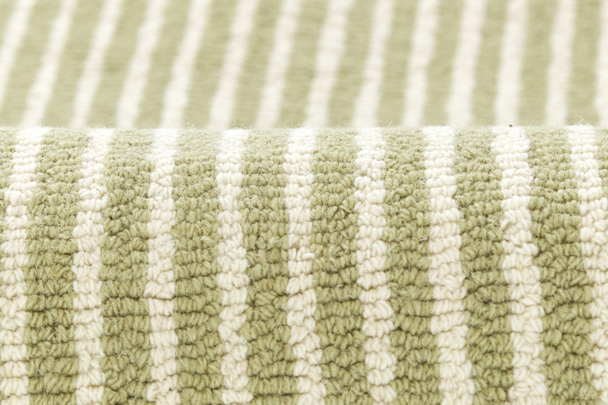 Momeni Lily LIY-5 Green Area Rug - Image 4