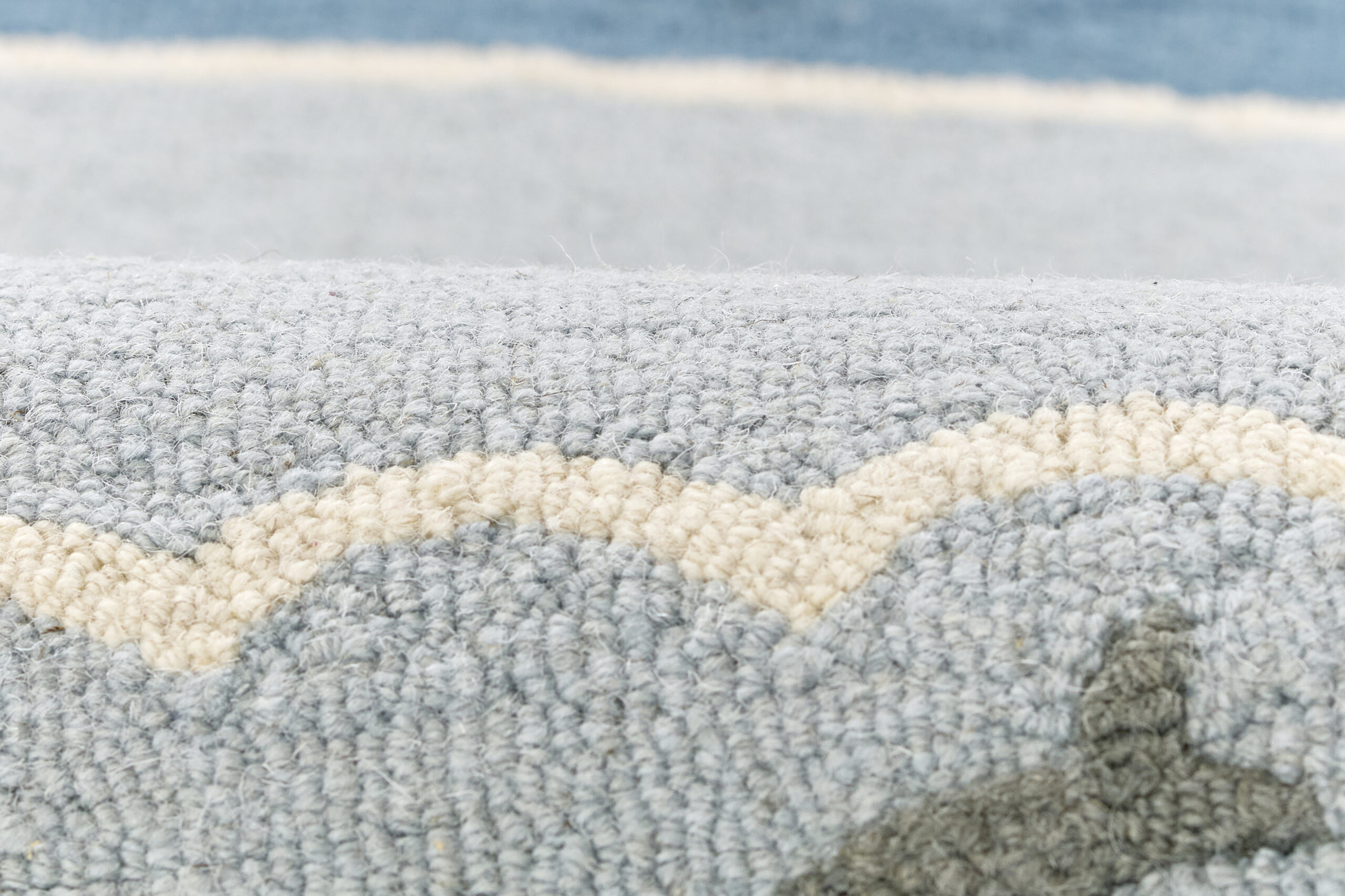 Momeni Lily LIY-7 Blue Area Rug - Image 4