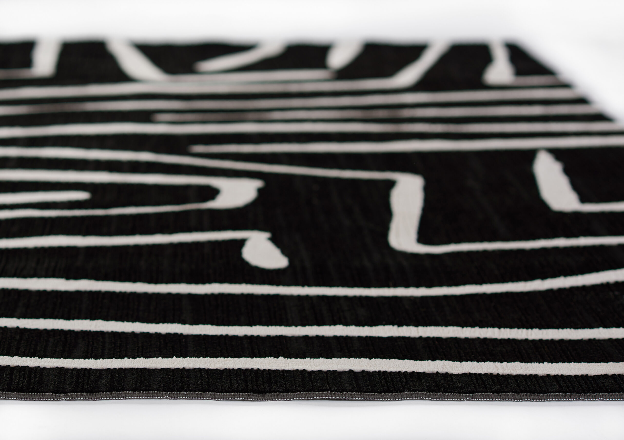 Momeni Noho NO-04 Black Area Rug - Image 6