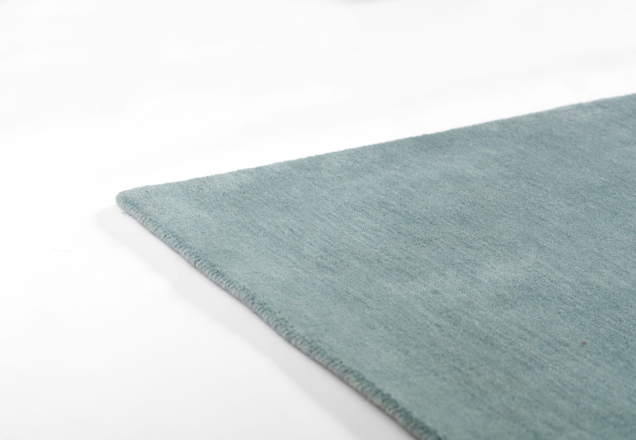 Momeni Ombre OMB-1 Blue Area Rug - Image 5