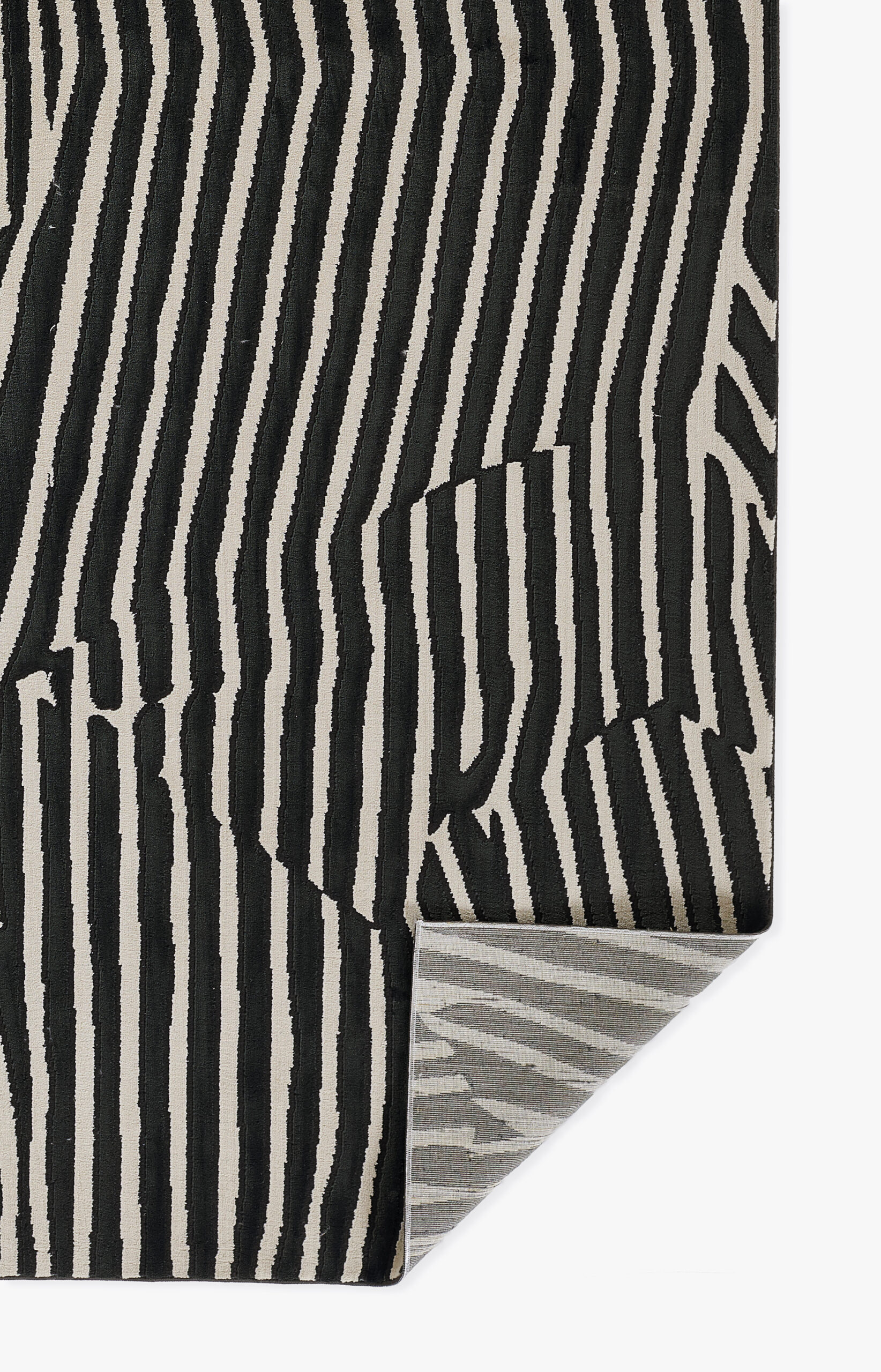 Momeni Xander XAN-2 Black Area Rug - Image 3